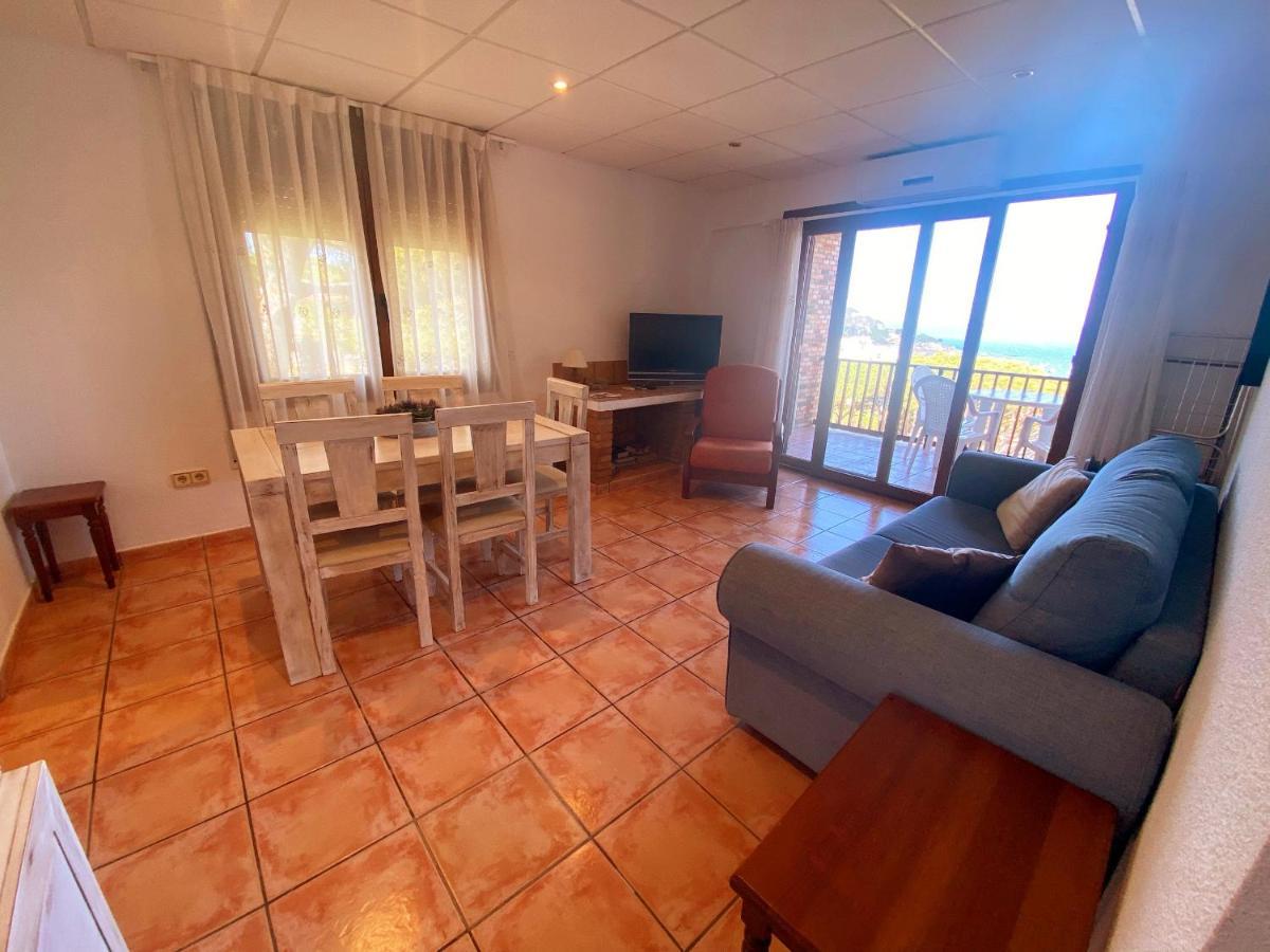 Apartamento Con Espectaculares Vistas Al Mediterraneo Calella De Palafrugell Bagian luar foto